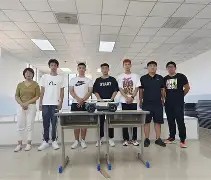 游泳附加赛掀起高潮，闽南旋风队鏖战岭东麒麟队，老将里程碑之夜——临场应变见真章的简单介绍-九游官网